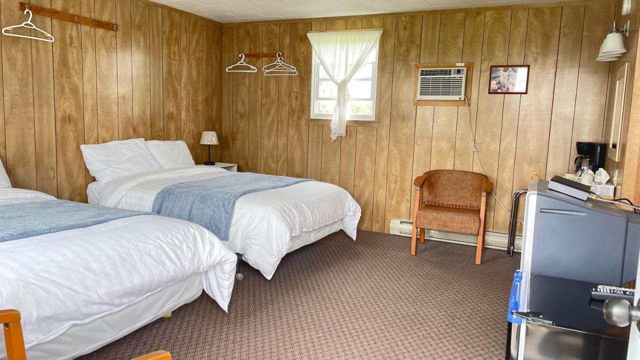 Rachel'S Motel And Cottages Surrey Εξωτερικό φωτογραφία
