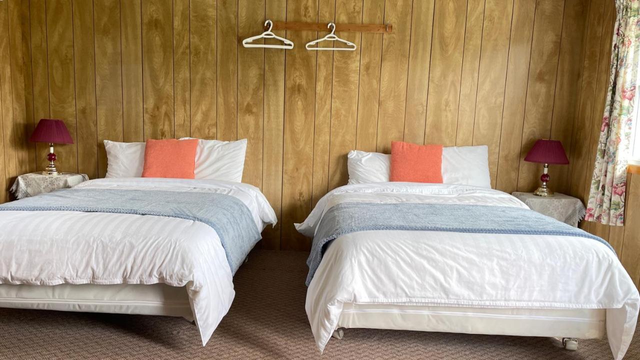 Rachel'S Motel And Cottages Surrey Εξωτερικό φωτογραφία
