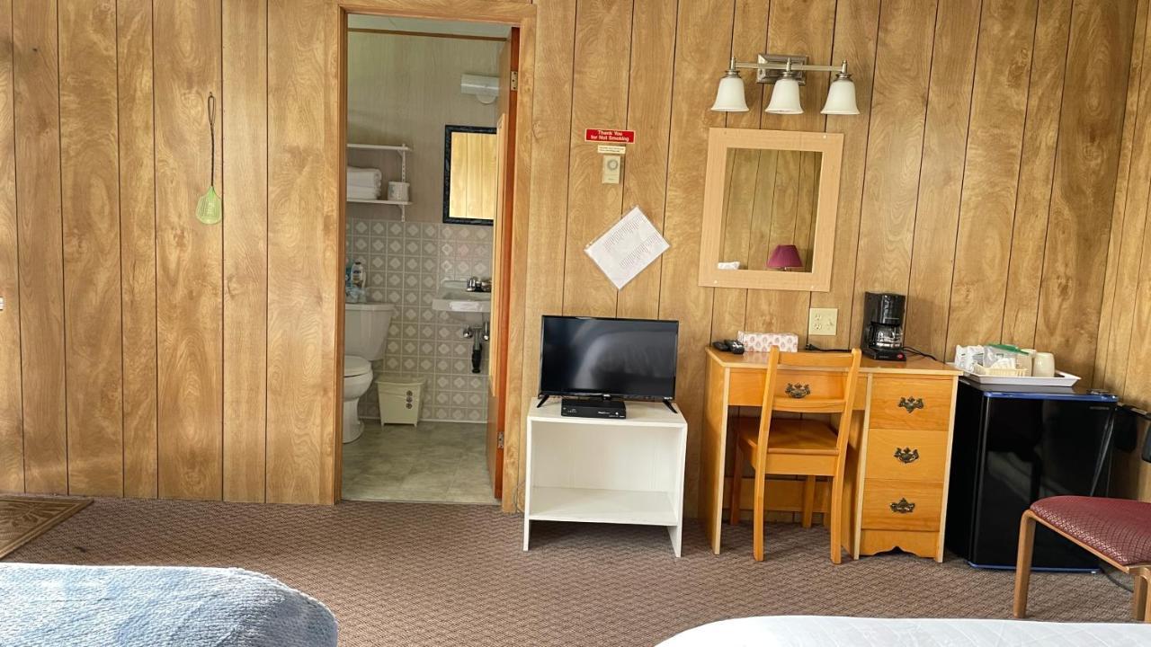 Rachel'S Motel And Cottages Surrey Εξωτερικό φωτογραφία