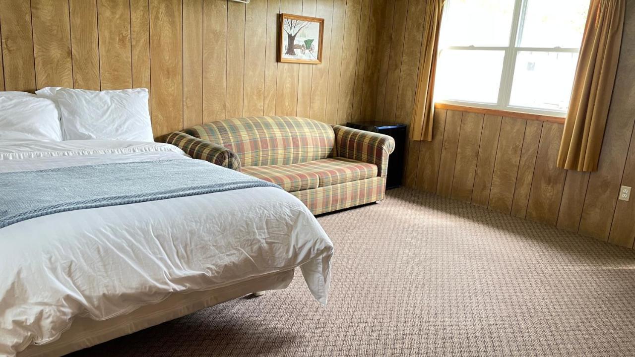 Rachel'S Motel And Cottages Surrey Εξωτερικό φωτογραφία